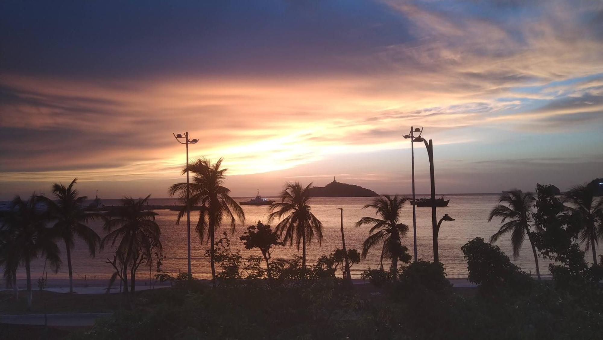 Panamerican Hostel Santa Marta  Ngoại thất bức ảnh