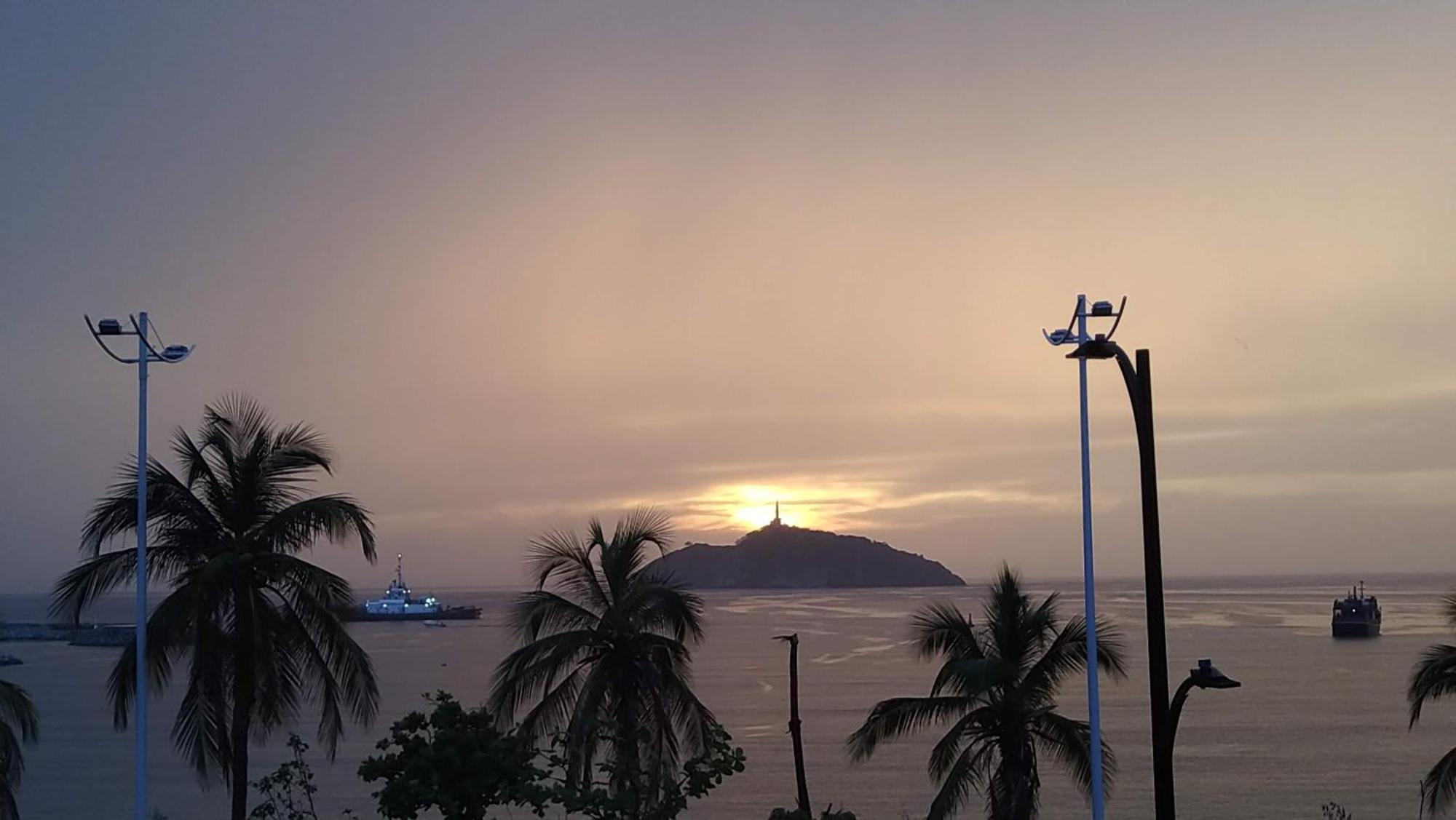 Panamerican Hostel Santa Marta  Ngoại thất bức ảnh