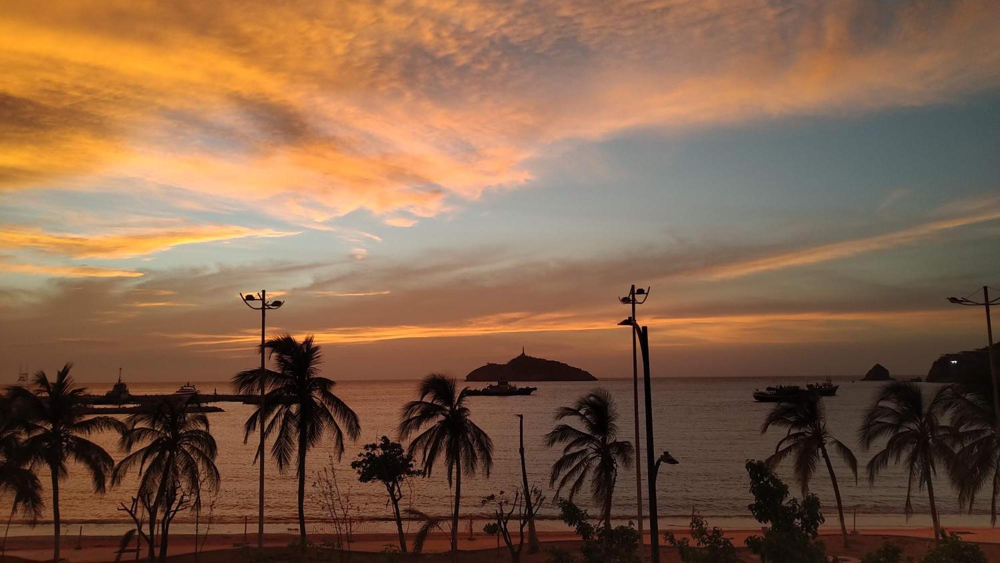 Panamerican Hostel Santa Marta  Ngoại thất bức ảnh