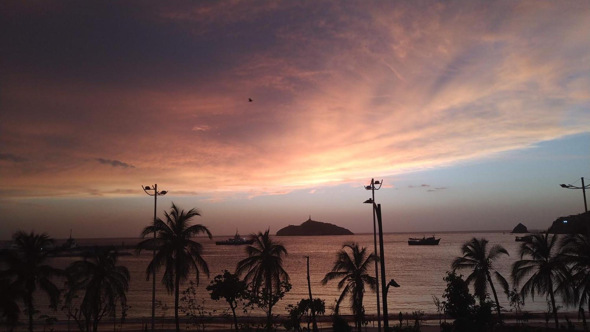 Panamerican Hostel Santa Marta  Ngoại thất bức ảnh