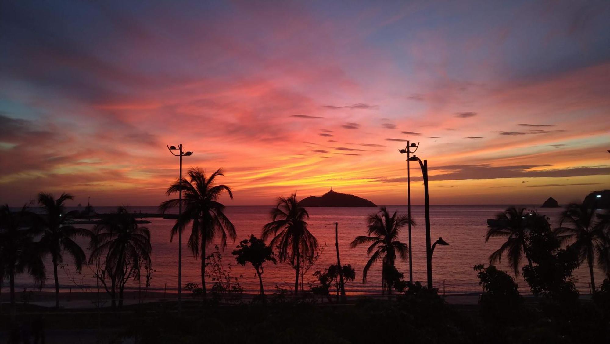 Panamerican Hostel Santa Marta  Ngoại thất bức ảnh