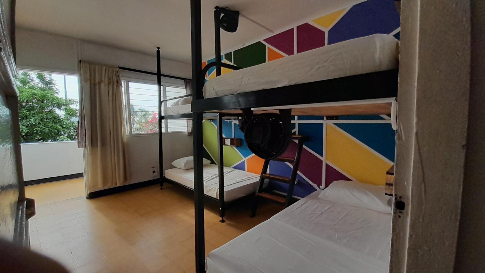 Panamerican Hostel Santa Marta  Ngoại thất bức ảnh